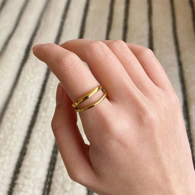 Minimalist Double Layer Rings