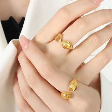 Exquisite Temperament Couple Ring