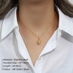 Collier pendentif croissant élégant