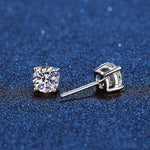 Clous d'oreilles scintillants en moissanite plaqués or blanc